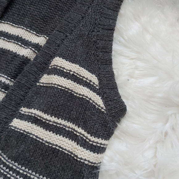 Garage Boho Wool Sweater Vest - Picture 3 of 6